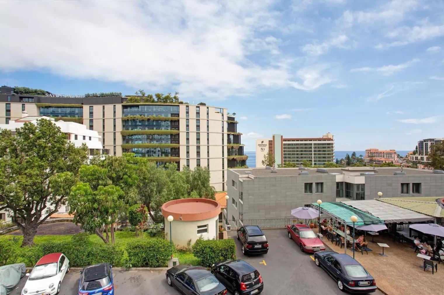 Central Living Funchal Bagian luar foto